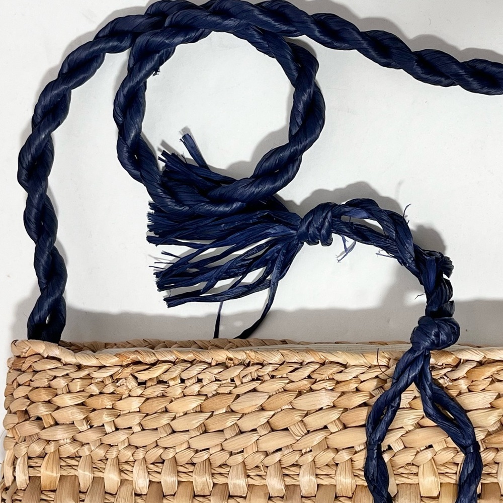 WALBORG VTG woven straw/ raffia  handbag/Purse/clutchflower detail made in Italy - Picture 3 of 11